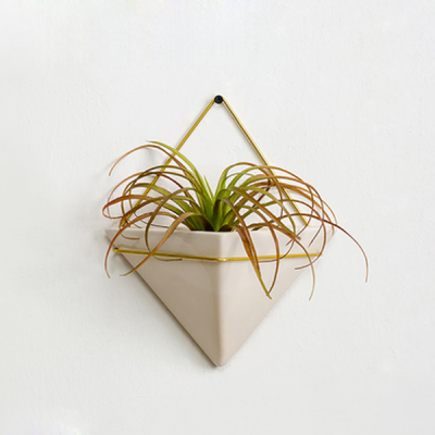 Wholesale Triangle Hanging Half Wall Flower Pots